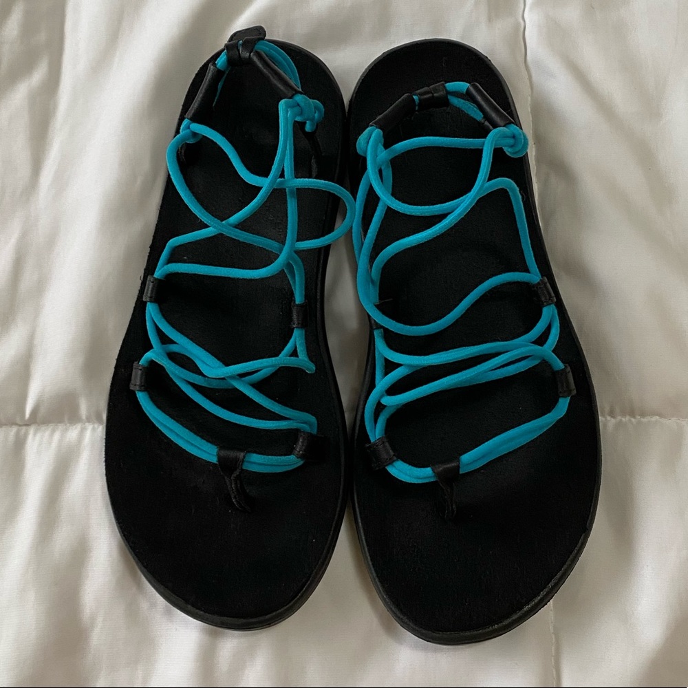 Voya Infinity Teva Sandals